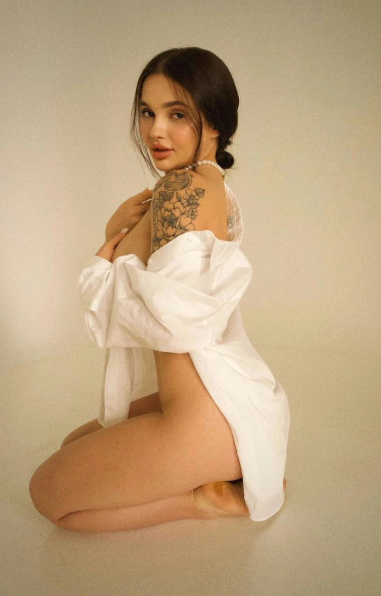 Anya profile in Dubai