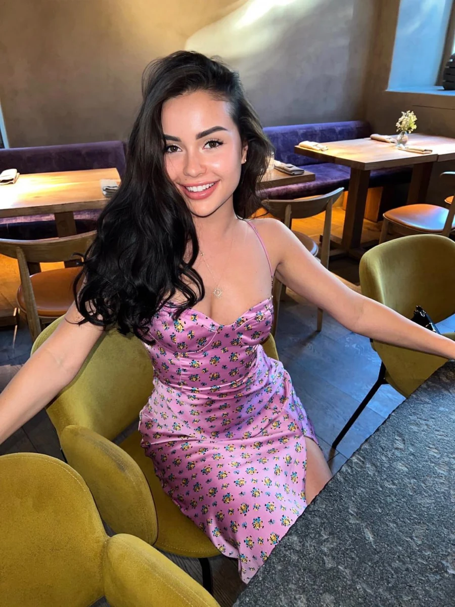 Evangelina profile in Dubai