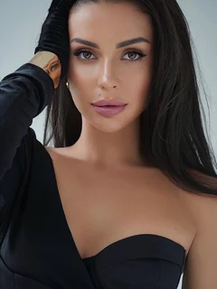 Evangelina profile in Dubai