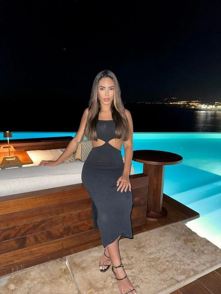 Karoline profile in Dubai